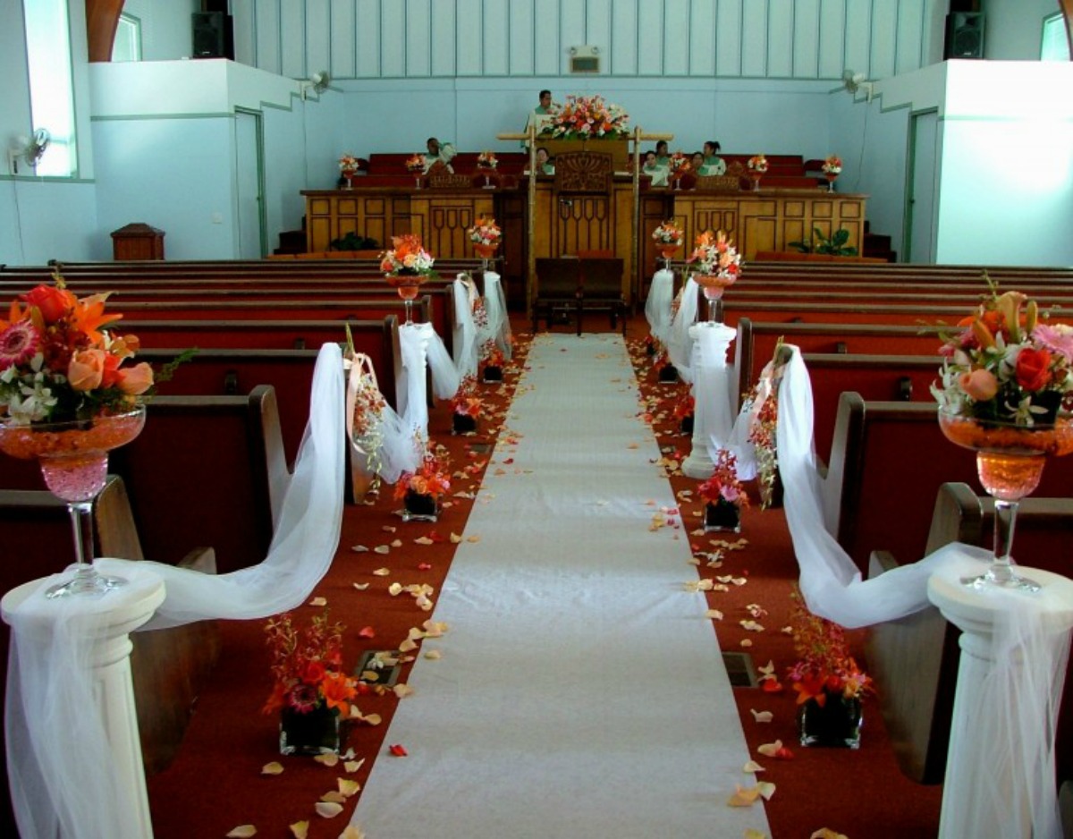 Go for non-tradional wedding venue