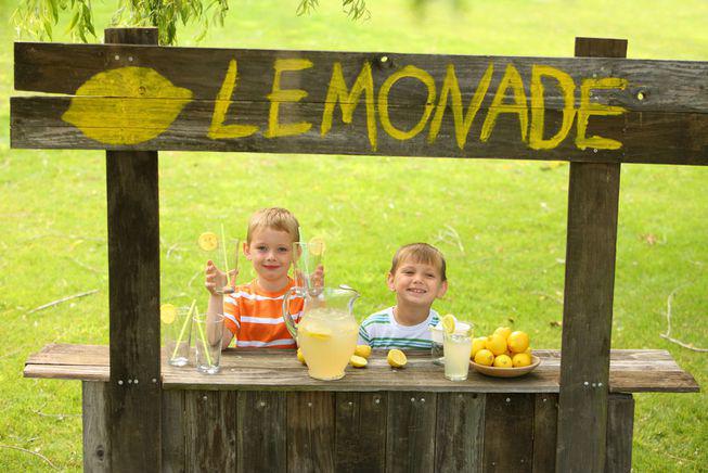 13 Easy and Fun Ways to Teach Your Kids About Money-Lemonade Stand